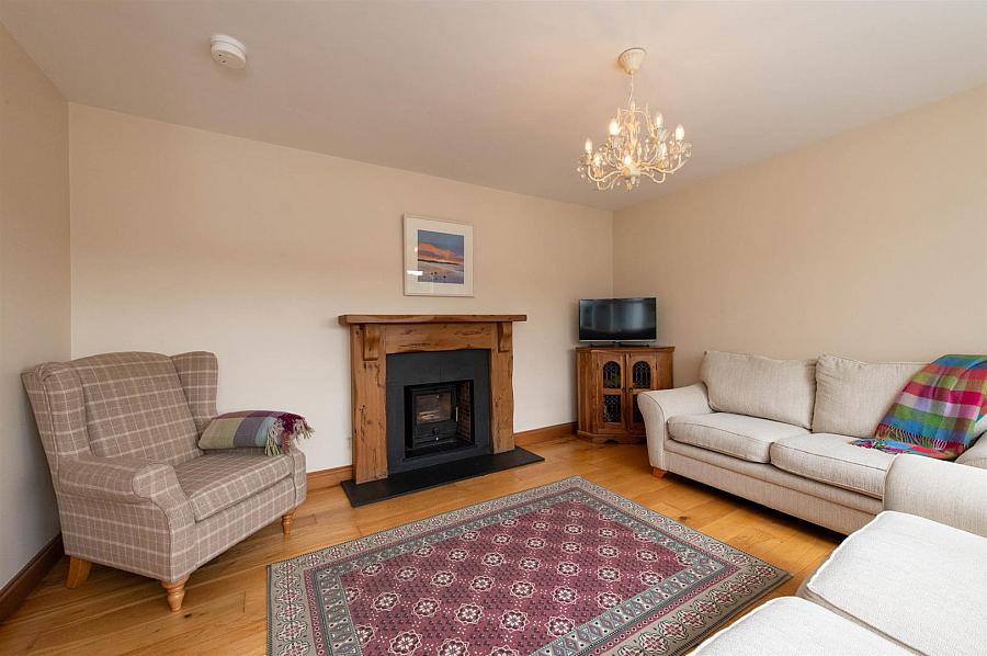93 Dromore Road