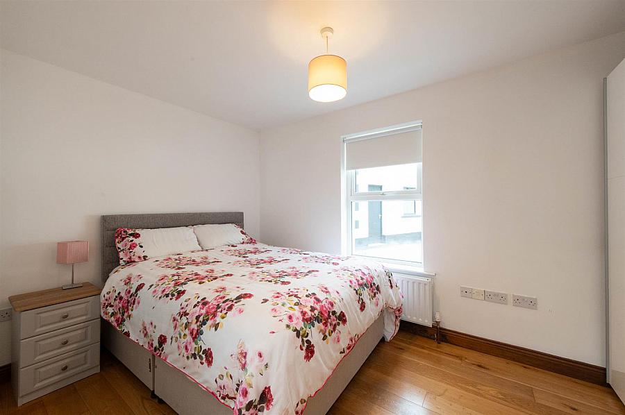 93 Dromore Road
