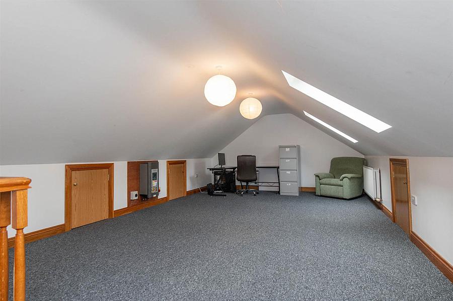 93 Dromore Road