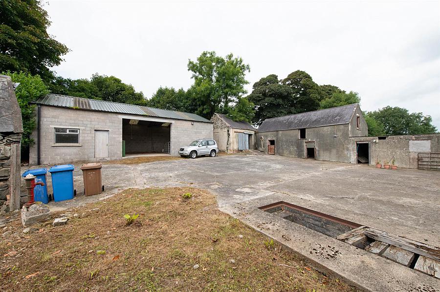 93 Dromore Road