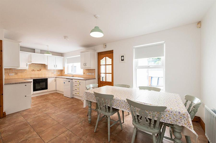 93 Dromore Road