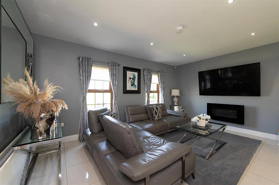 54b Crawfordstown Road