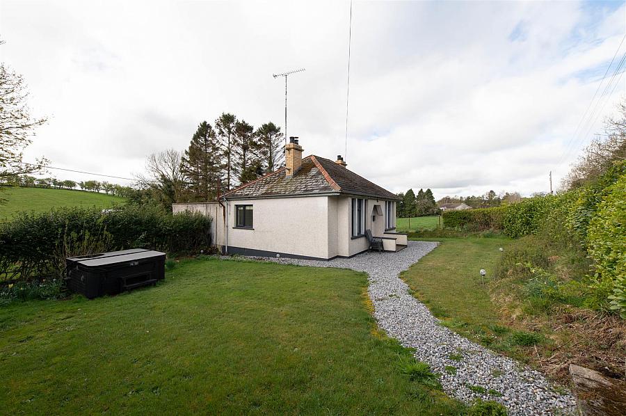 87 Ballynahinch Road