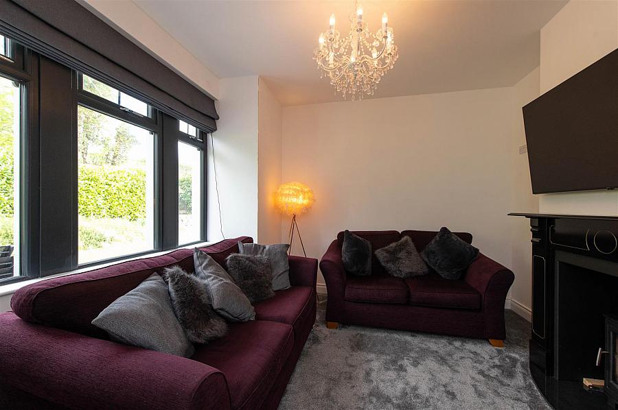 87 Ballynahinch Road