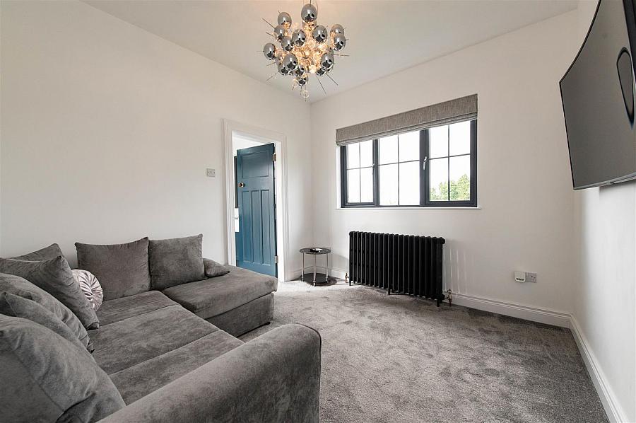 87 Ballynahinch Road