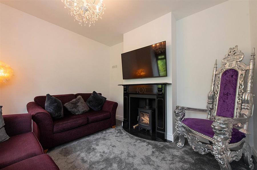 87 Ballynahinch Road