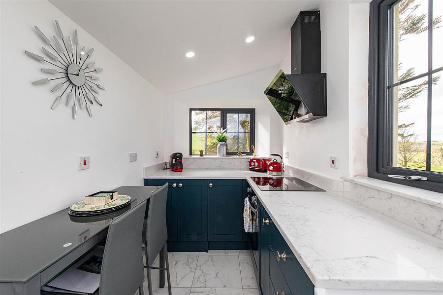 87 Ballynahinch Road