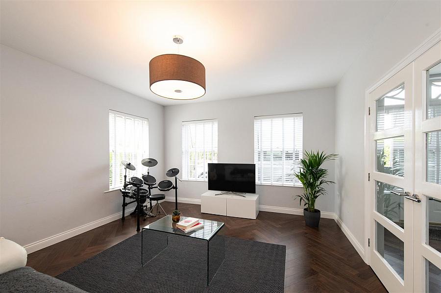 82 Ballynahinch Road