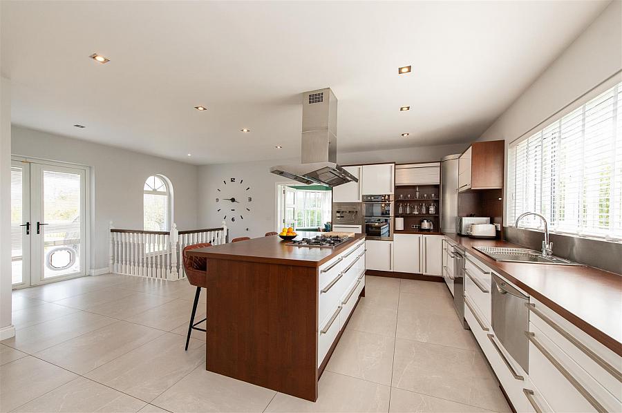 82 Ballynahinch Road