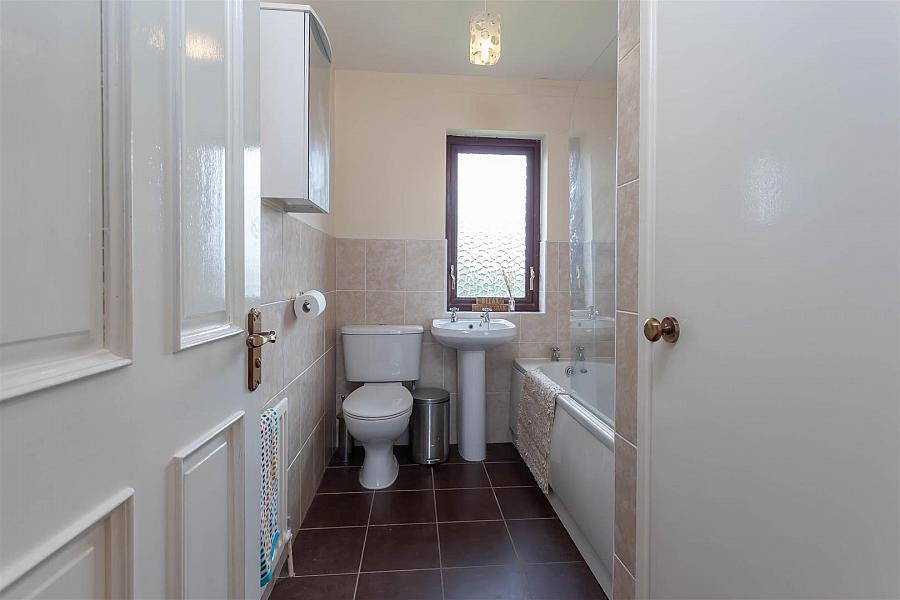16 Winchester Road