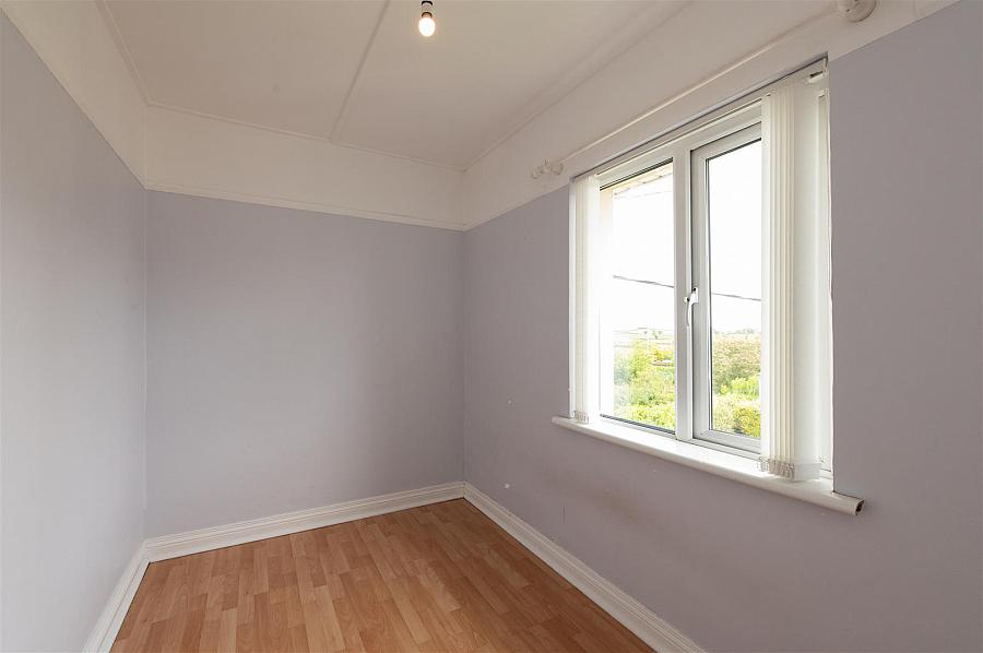 3 Jordanstown