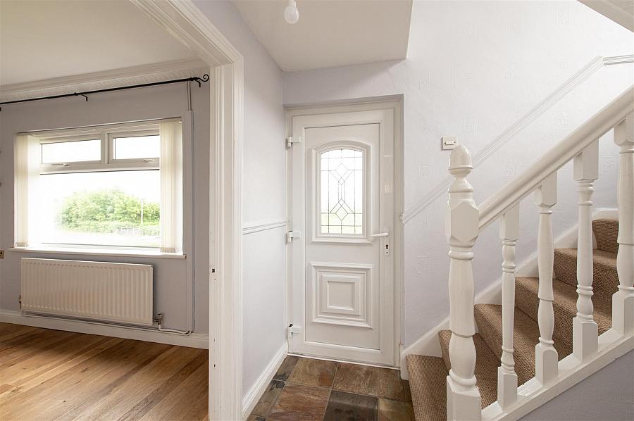 3 Jordanstown