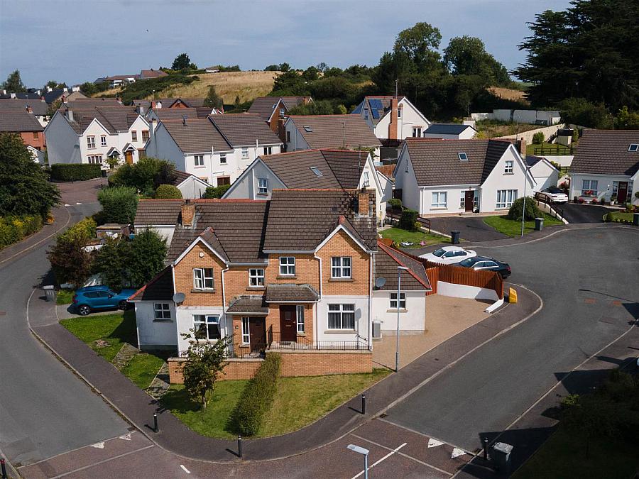 10 Drummond Brae