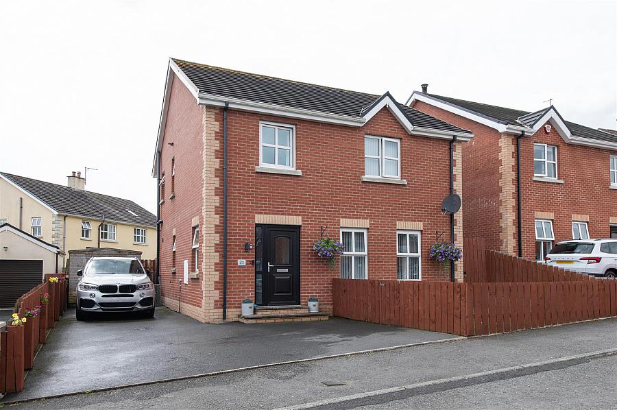 21 Cumber Park