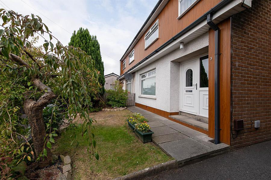 3 Moyra Close