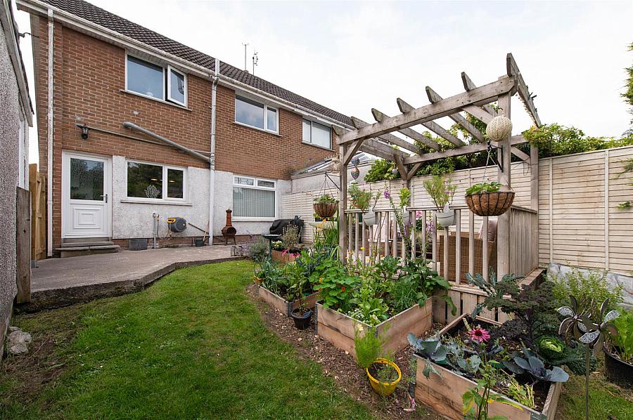 3 Moyra Close