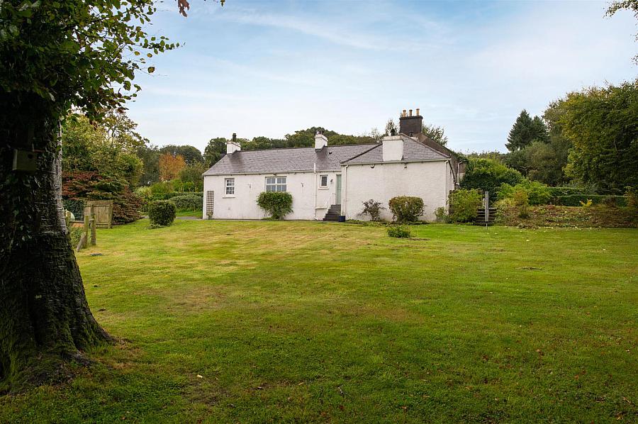 Drumnahall Cottage, 9 Spa Road Drumnahall Cottage, 9 Spa Road