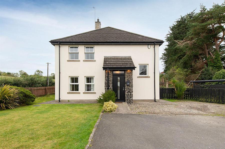 18 Drum Manor