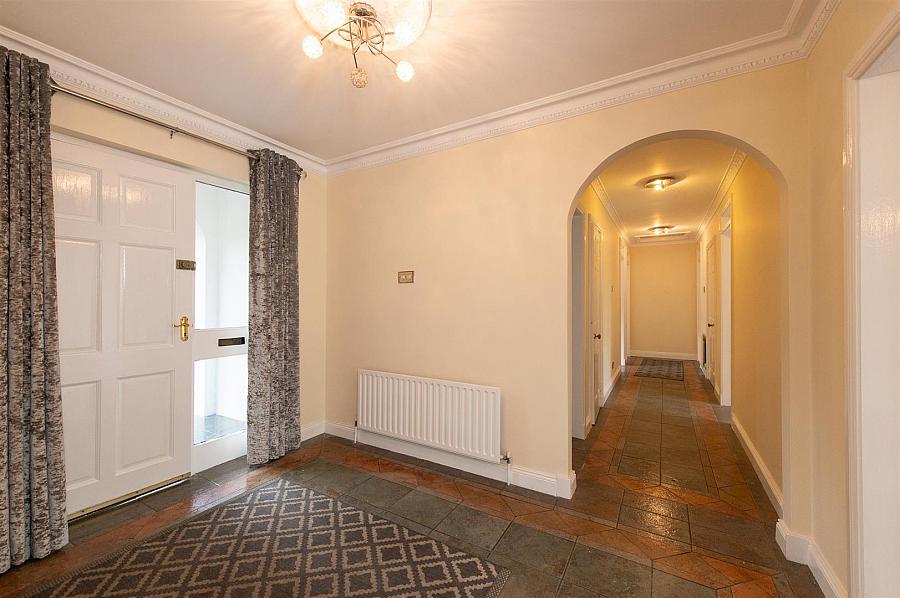 17 Loughinisland Road