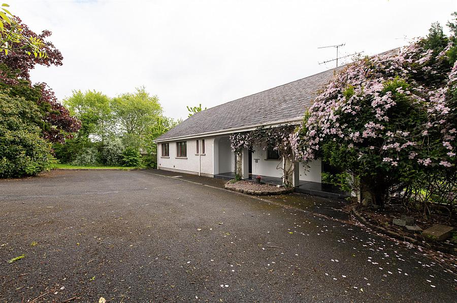 17 Loughinisland Road