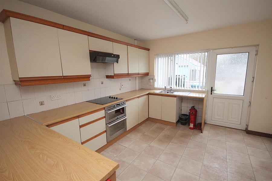 Commercial Yard & 21 Antrim Road