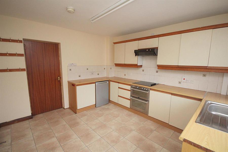 Commercial Yard & 21 Antrim Road