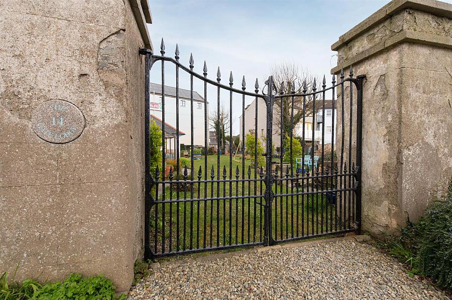 The Gate Lodge, 14 Main Street
