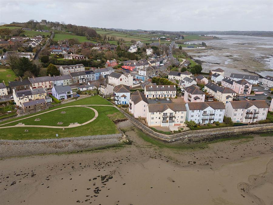 The Gate Lodge, 14 Main Street