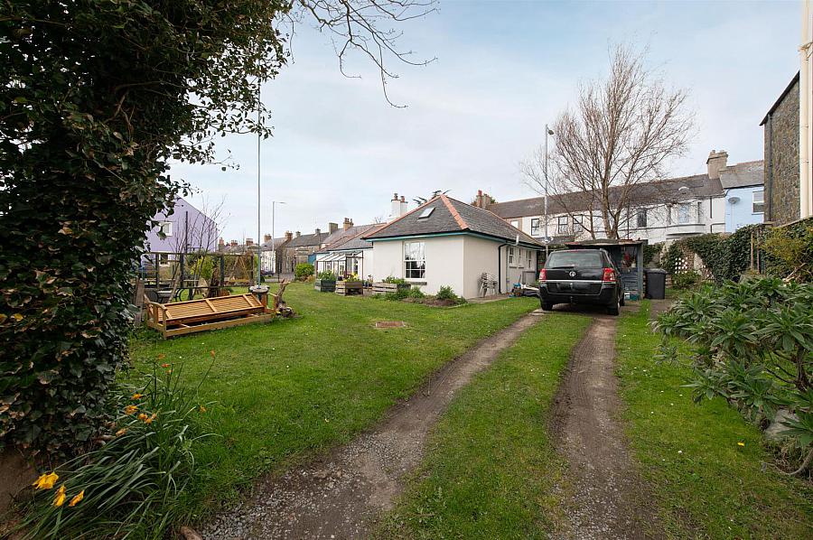 The Gate Lodge, 14 Main Street