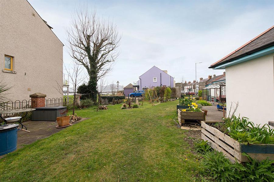 The Gate Lodge, 14 Main Street