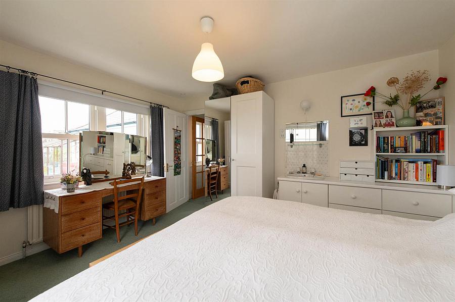 The Gate Lodge, 14 Main Street