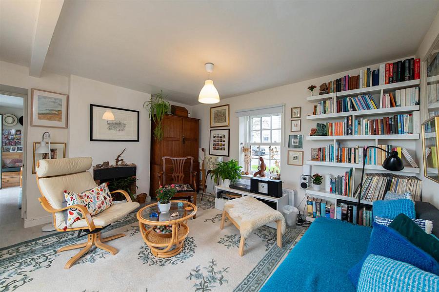 The Gate Lodge, 14 Main Street