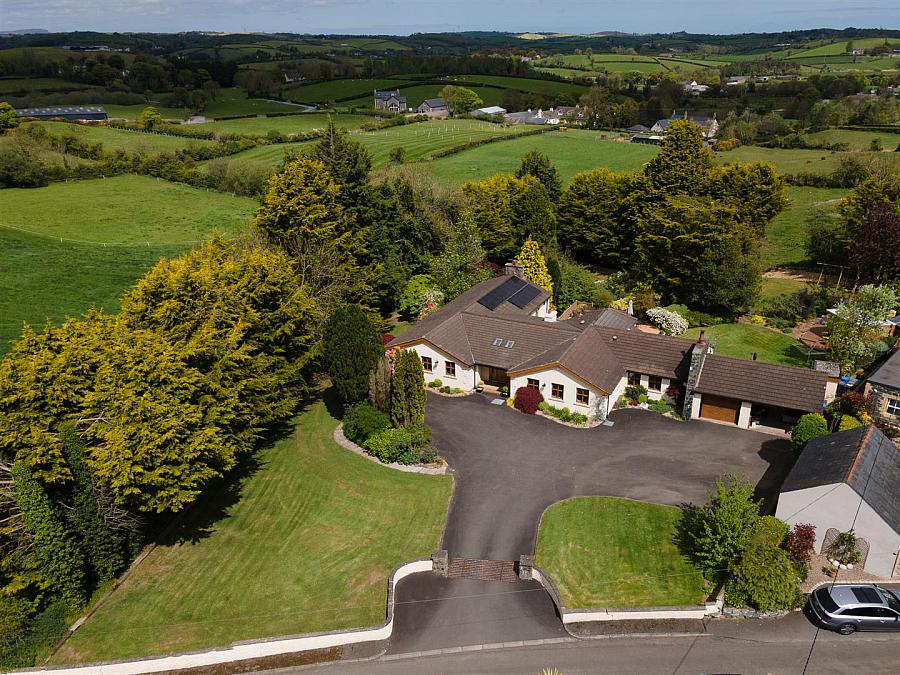 19 Brae Road