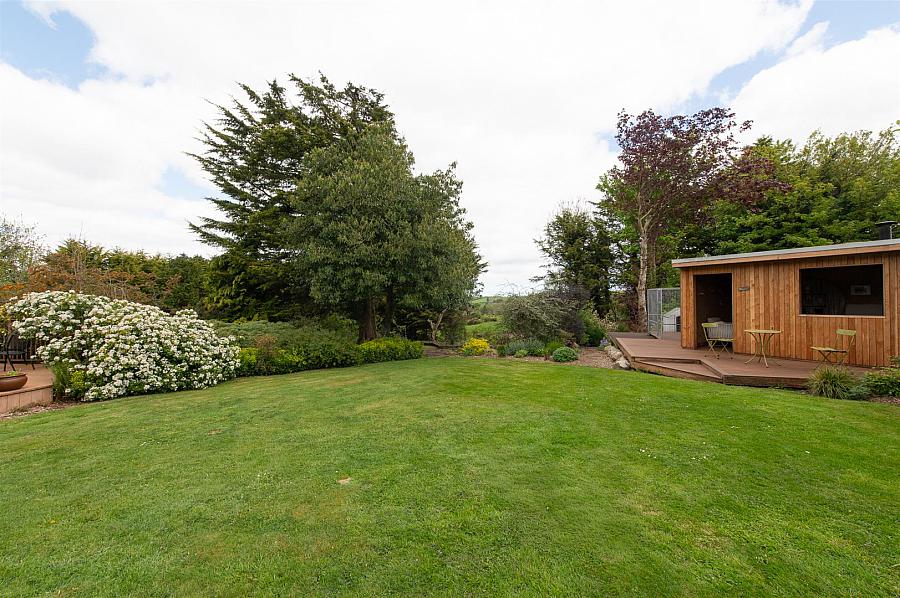 19 Brae Road