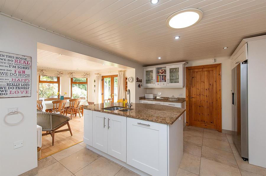 19 Brae Road