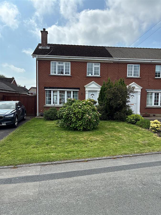 6 Winchester Drive