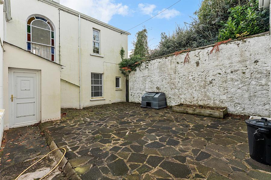 18 Church Road