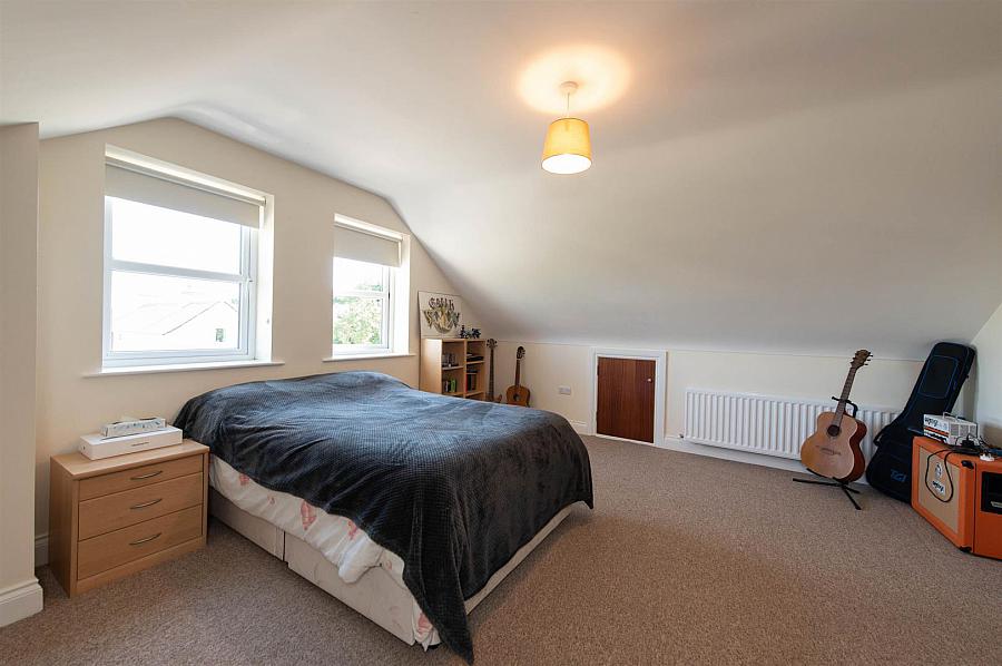 12A Glassdrumman Road