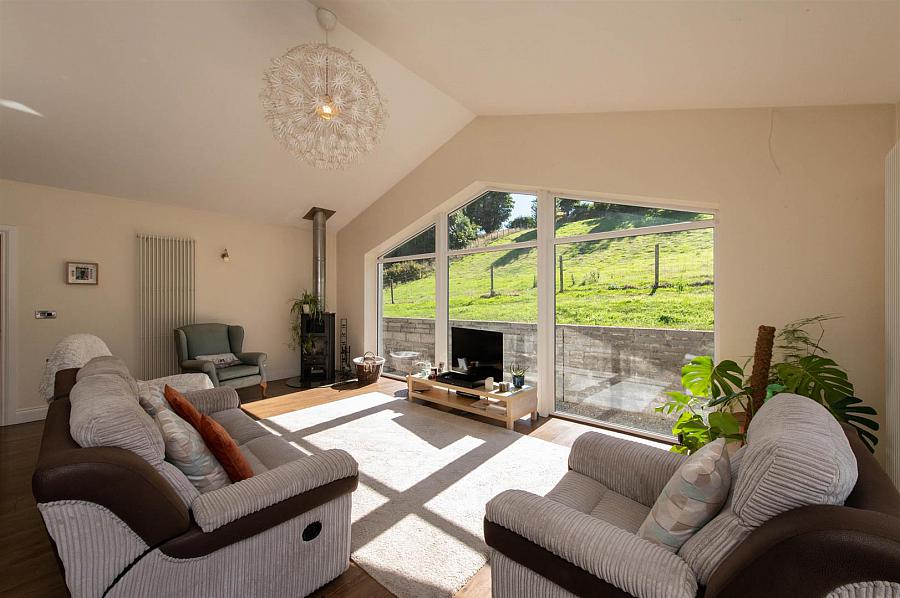 12A Glassdrumman Road