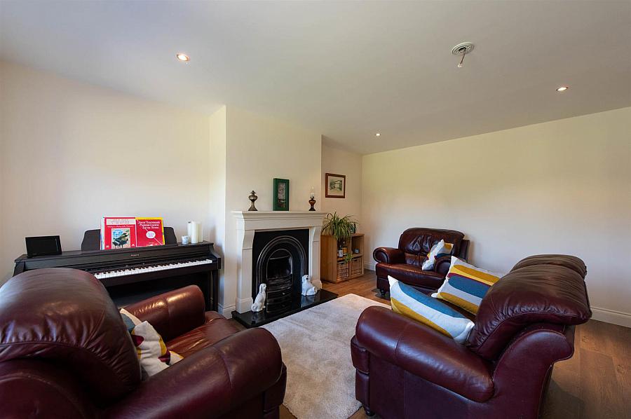 12A Glassdrumman Road