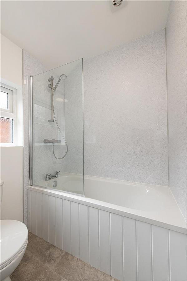 186 Ravenhill Avenue