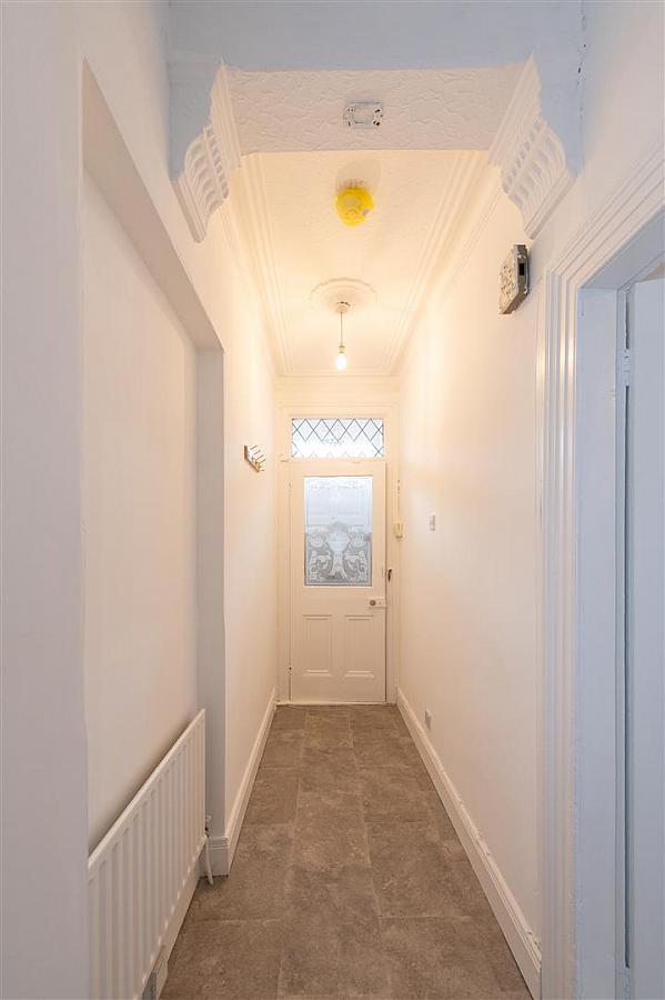 186 Ravenhill Avenue