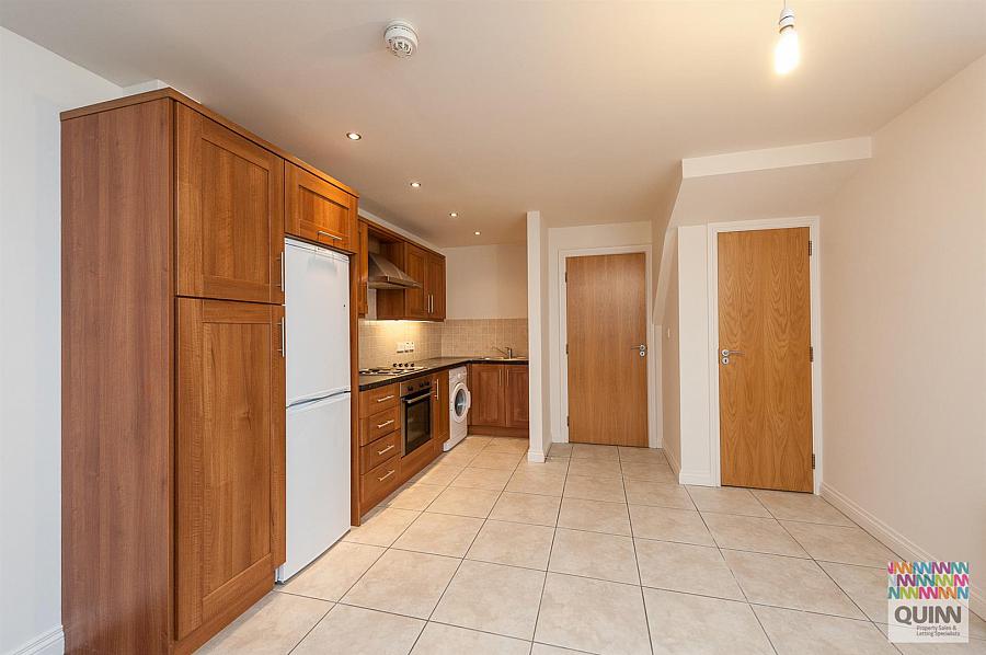 Apt 2, 46 - 56 Windmill Street