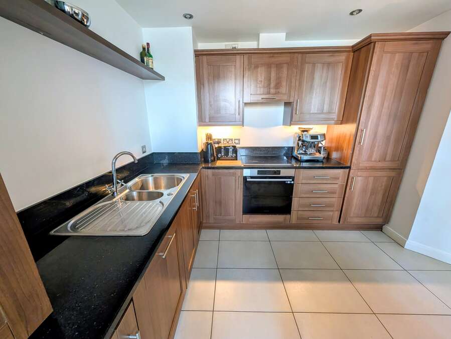 Apt 5 Pottingers Quay