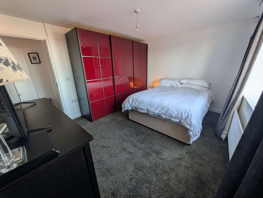 Apt 5 Pottingers Quay