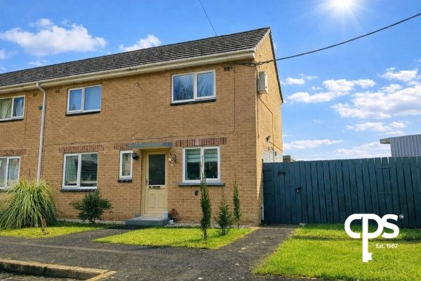 60 Shackleton Crescent