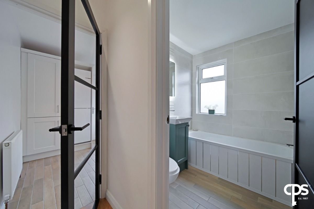2 Lansdowne Road