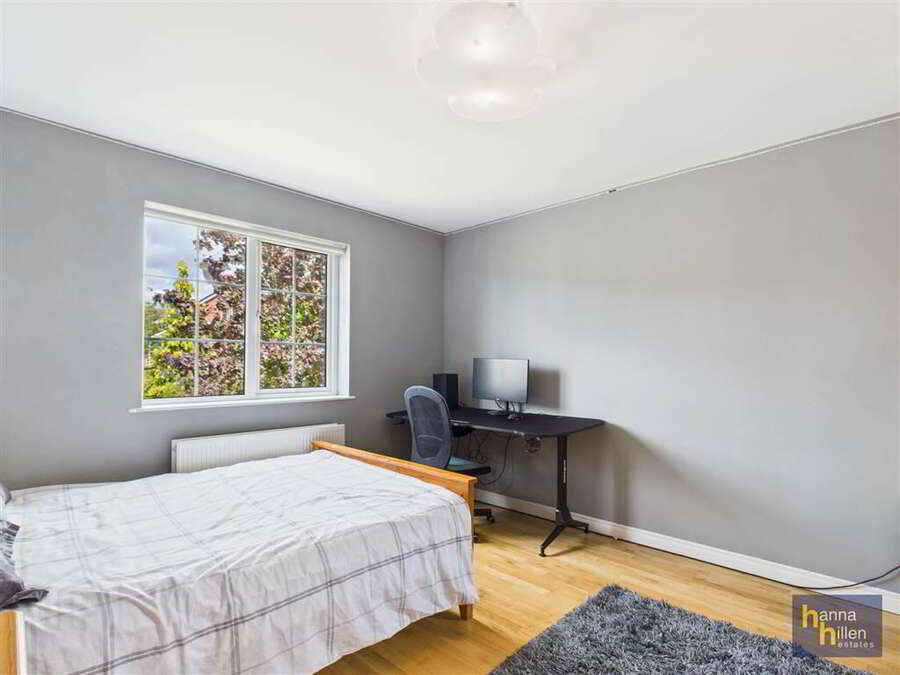 112 Forest Hills