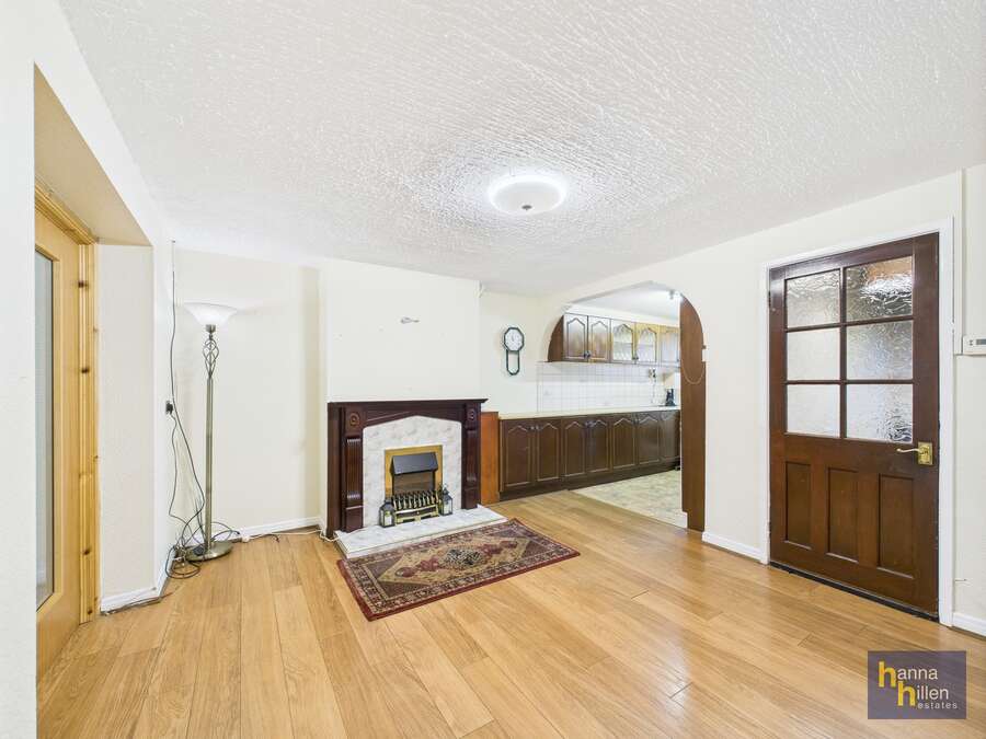 18 Cronin Park