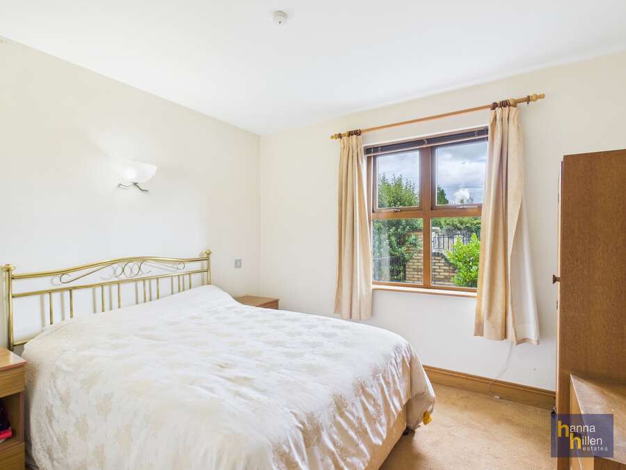 9 Malinmore Mews